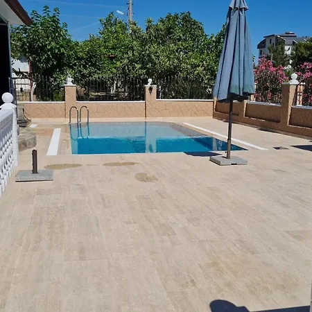 Camelia Oda ve Kahvaltı Alanya